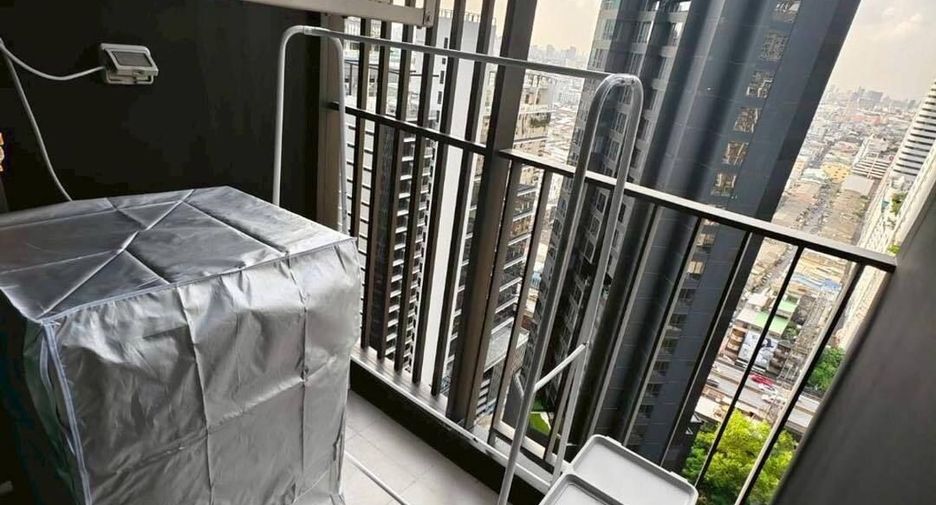 For rent 1 Beds condo in Huai Khwang, Bangkok