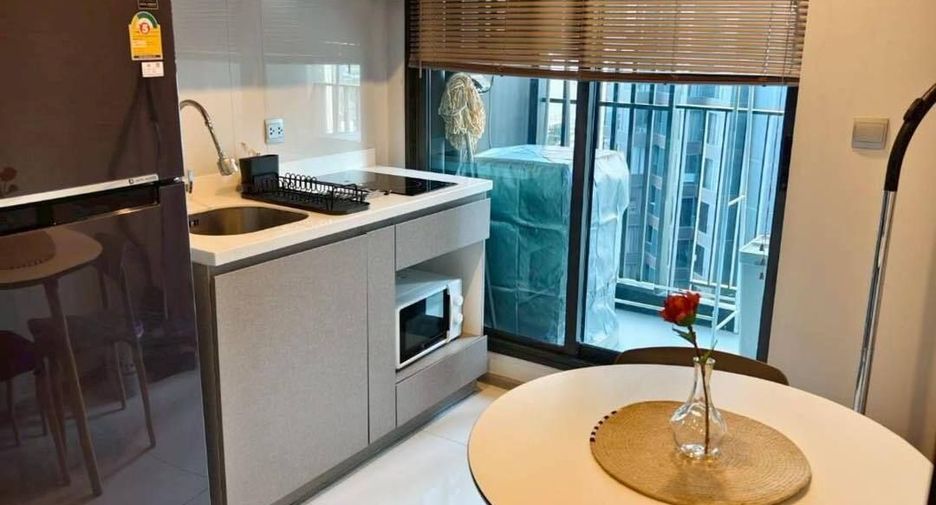 For rent 1 Beds condo in Huai Khwang, Bangkok