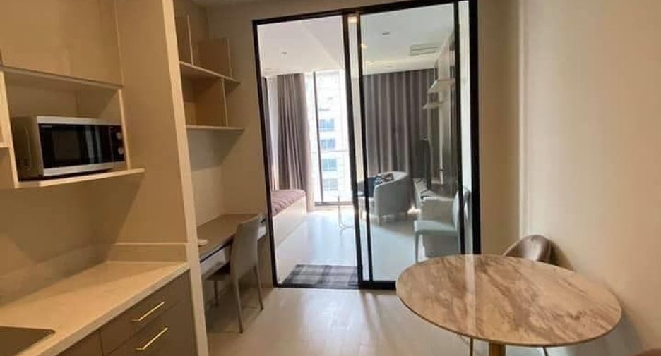 For rent 1 bed condo in Pathum Wan, Bangkok