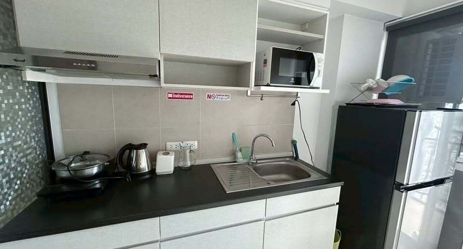 For rent 1 bed condo in Thon Buri, Bangkok