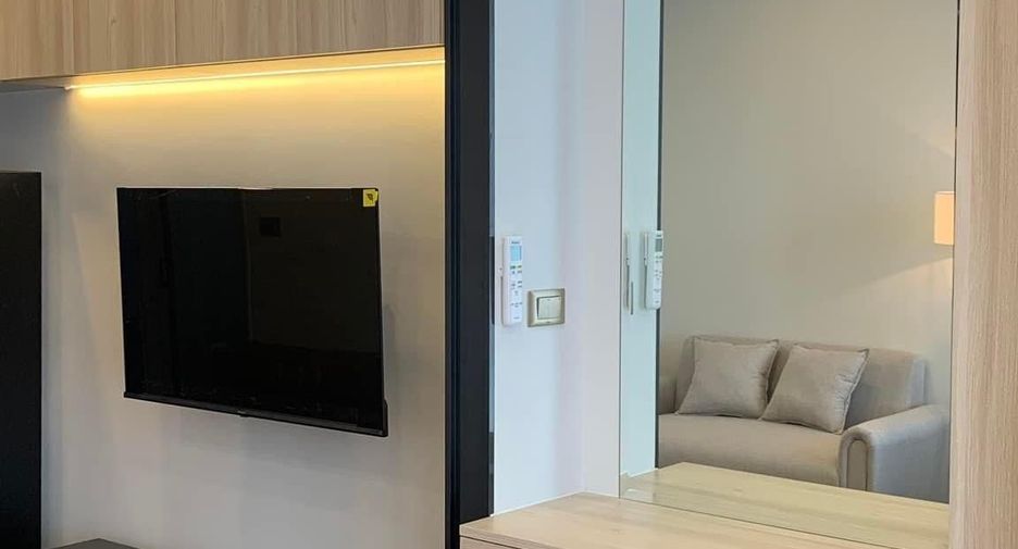 For rent studio condo in Huai Khwang, Bangkok