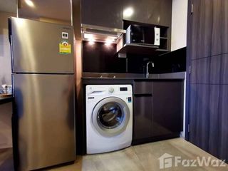 Wohnung zur Miete mit Studio in Khlong Toei, Bangkok