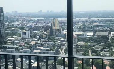 Condo en alquiler de 1 habitaciones en Khlong Toei, Bangkok