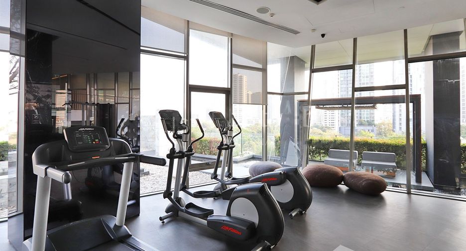 For rent 1 bed condo in Watthana, Bangkok