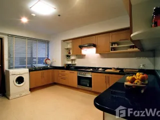 À louer 3 chambres appartement à Watthana, Bangkok