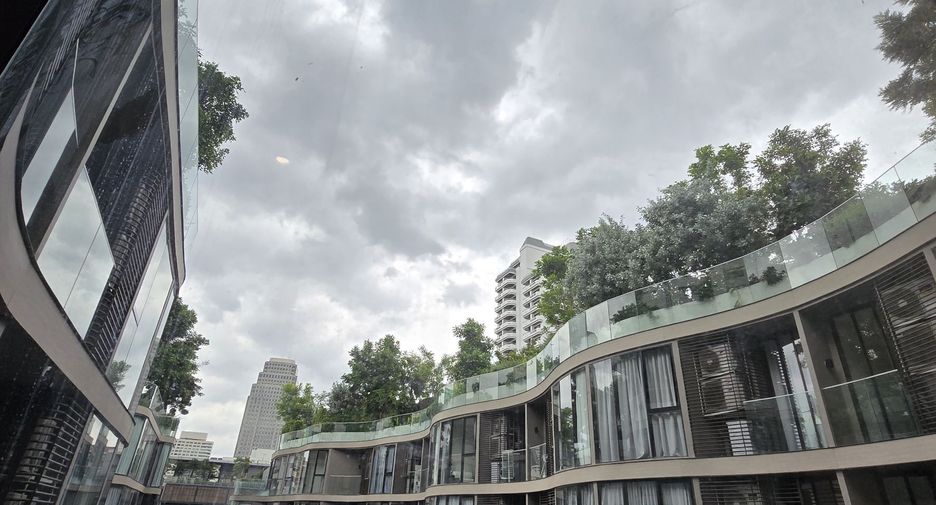Wohnung zur Miete mit 2 Zimmer in Khlong Toei, Bangkok