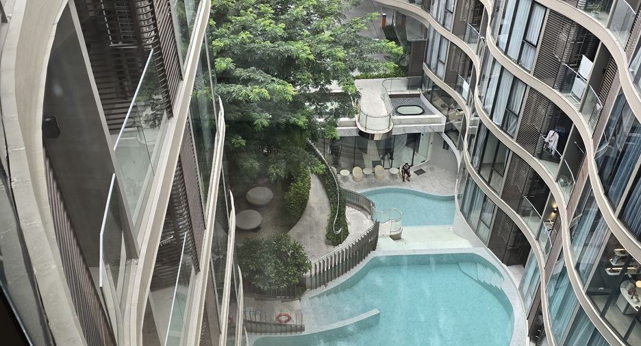 Wohnung zur Miete mit 2 Zimmer in Khlong Toei, Bangkok