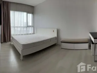 出租 2 卧室 公寓 在 Huai Khwang, 曼谷