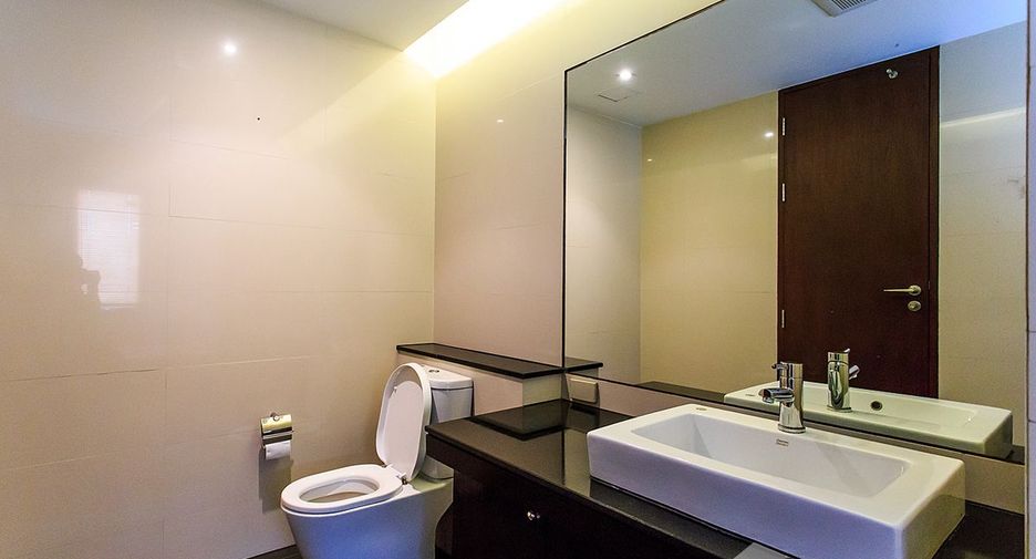 Wohnung zur Miete mit 2 Zimmer in Watthana, Bangkok