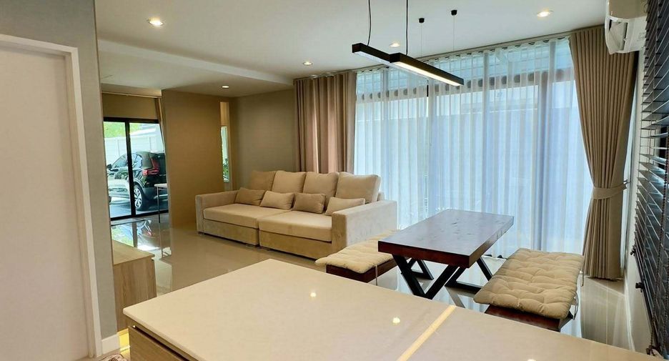 For rent 4 bedrooms house in Bang Phli, Samut Prakan