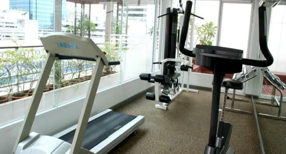 For rent 1 bed condo in Watthana, Bangkok