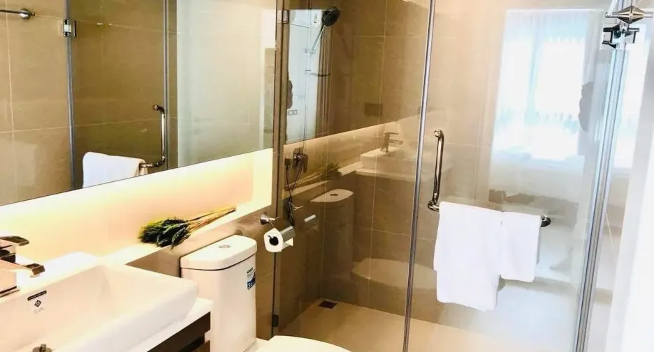 Wohnung zur Miete mit 2 Zimmer in Khlong Toei, Bangkok