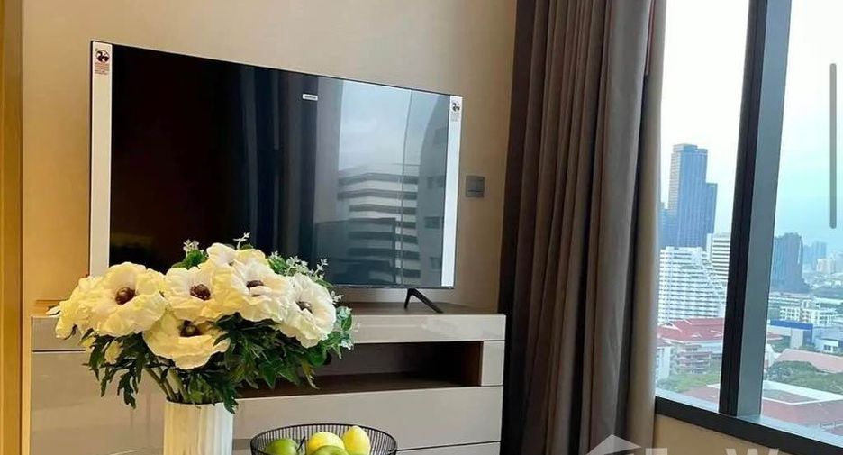 For rent 1 bed condo in Watthana, Bangkok
