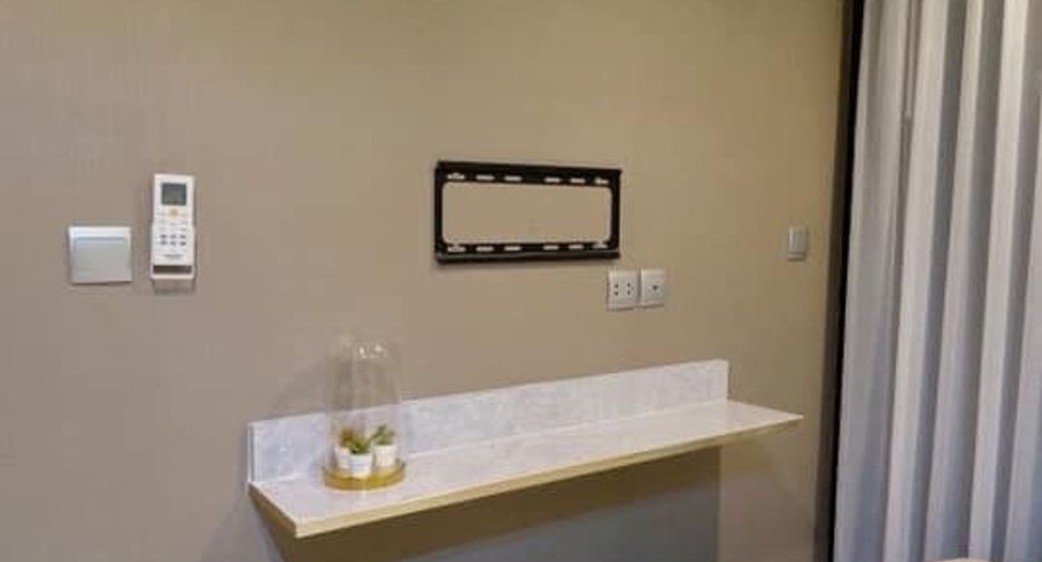 For rent 2 bedrooms condo in Huai Khwang, Bangkok