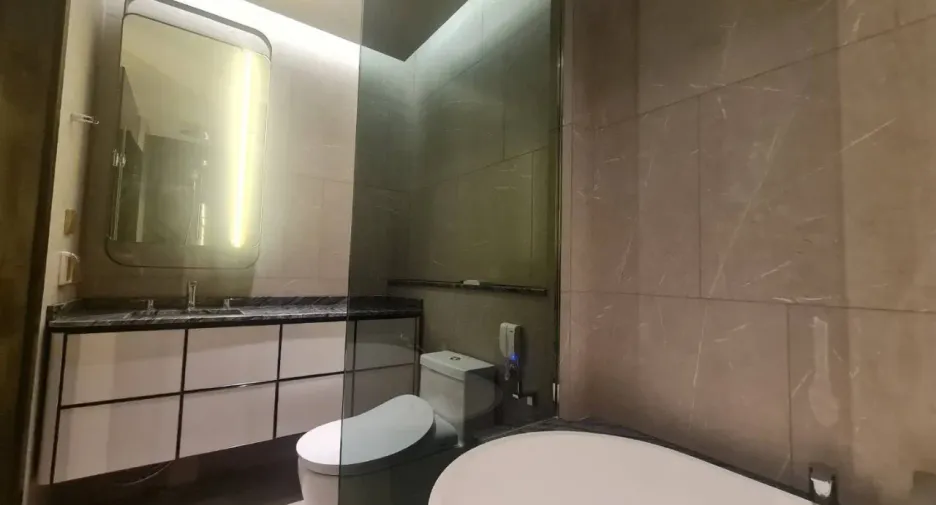 Condo en alquiler de 2 habitaciones en Watthana, Bangkok