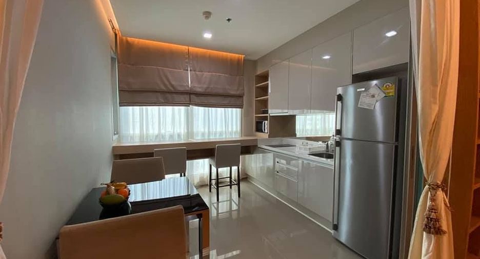 For rent 1 bed condo in Watthana, Bangkok