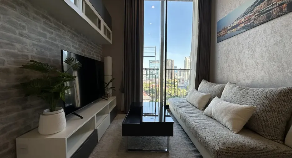 For rent 1 bed condo in Watthana, Bangkok