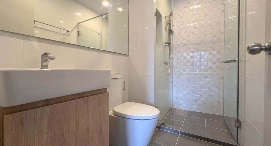 Wohnung zur Miete mit 1 Zimmer in Bang Phlat, Bangkok