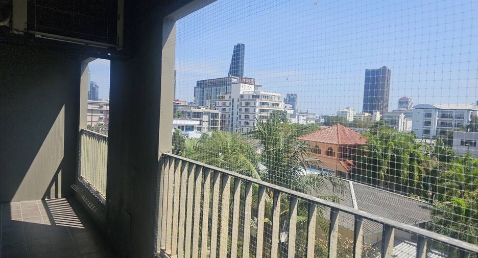 Wohnung zur Miete mit 1 Zimmer in Khlong Toei, Bangkok