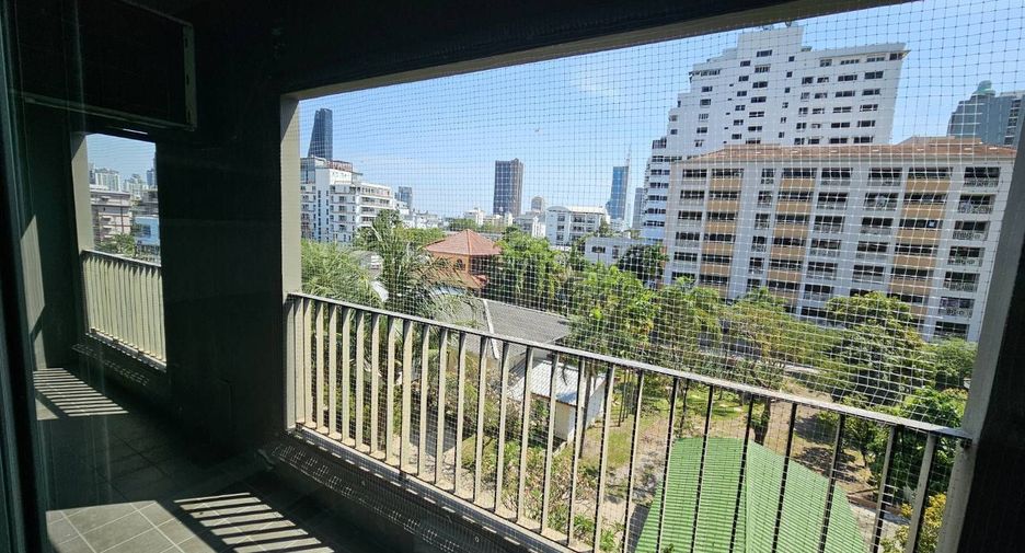 Wohnung zur Miete mit 1 Zimmer in Khlong Toei, Bangkok