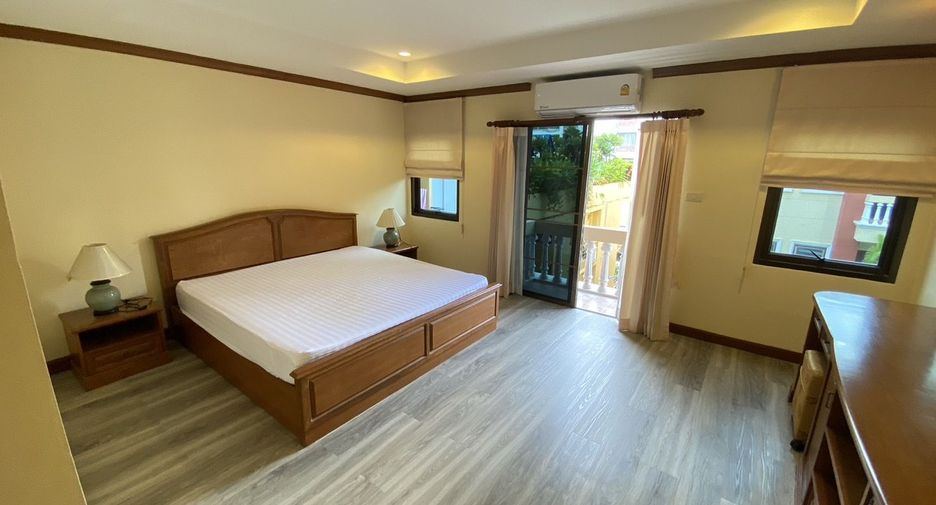 For rent 2 bedrooms apartment in Watthana, Bangkok