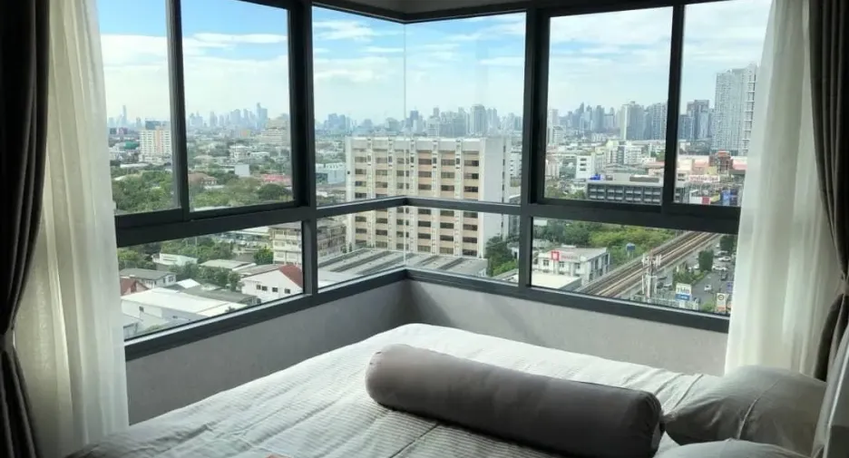 For rent 2 bedrooms condo in Phra Khanong, Bangkok