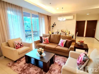 For rent 3 bedrooms condo in Watthana, Bangkok