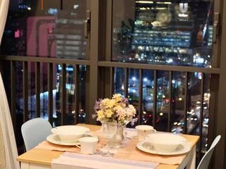 Condo en alquiler de 1 habitaciones en Huai Khwang, Bangkok