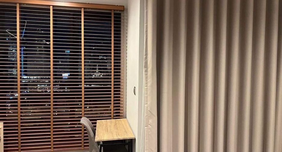 Wohnung zur Miete mit Studio in Huai Khwang, Bangkok