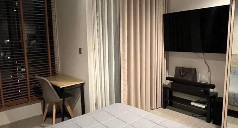 Wohnung zur Miete mit Studio in Huai Khwang, Bangkok