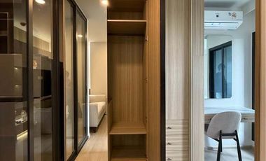 Condo en alquiler de 1 habitaciones en Phra Khanong, Bangkok