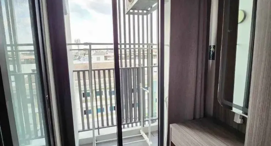 For rent studio condo in Khan Na Yao, Bangkok