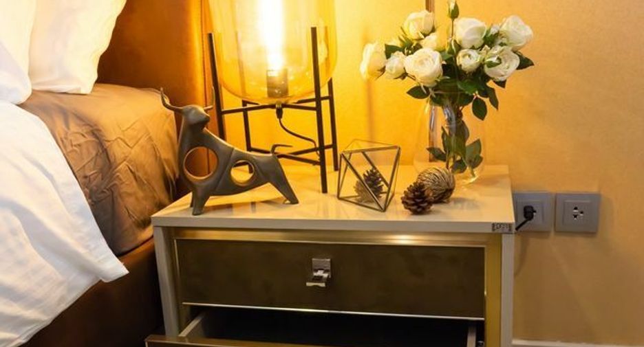 For rent 1 bed condo in Khlong Toei, Bangkok