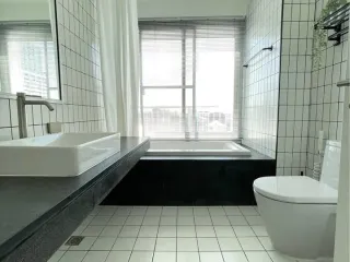 Аренда 2 спальни кондо в Щаттхана, Бангкок