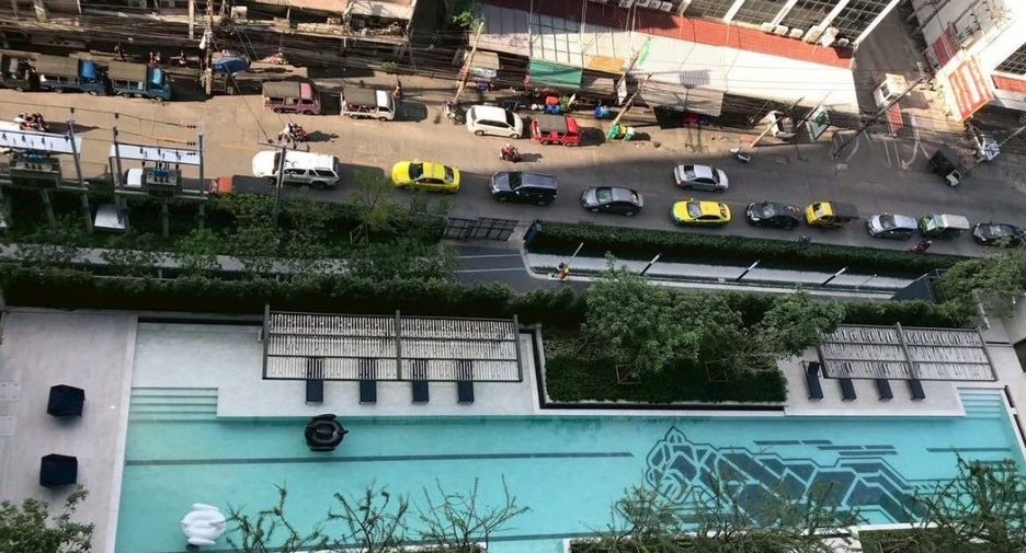 Wohnung zur Miete mit 1 Zimmer in Phra Khanong, Bangkok