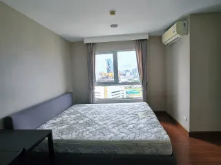 For rent 1 bed condo in Huai Khwang, Bangkok