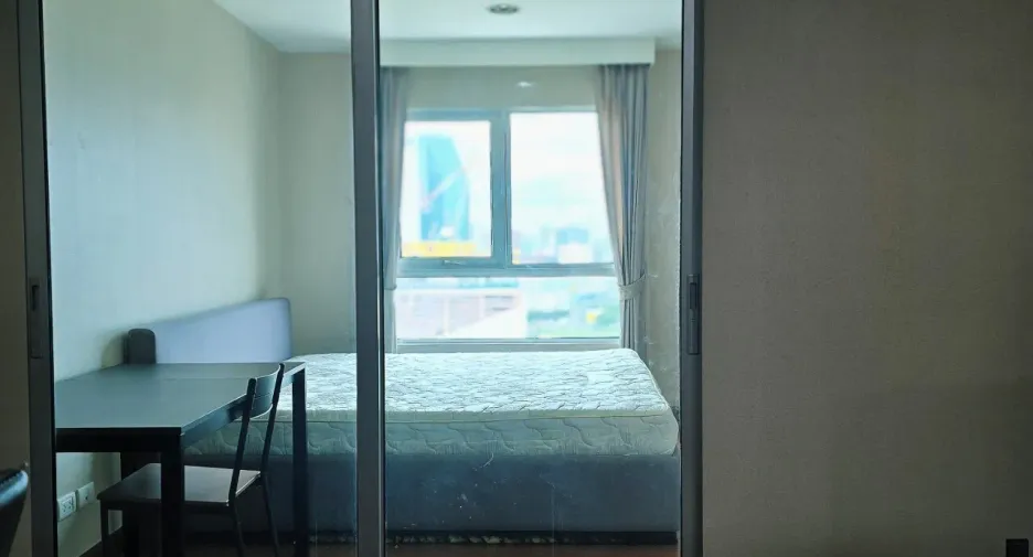 Condo en alquiler de 1 habitaciones en Huai Khwang, Bangkok