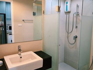 For rent 1 bed condo in Huai Khwang, Bangkok