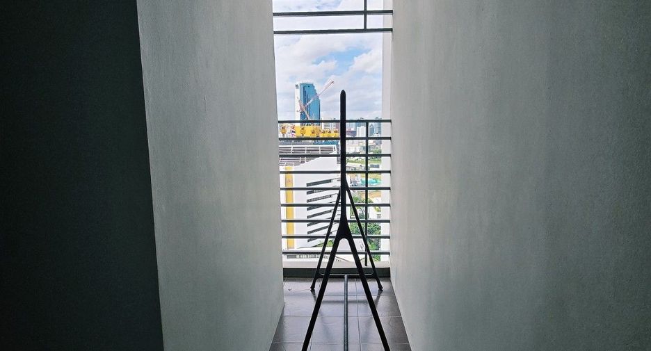 Condo en alquiler de 1 habitaciones en Huai Khwang, Bangkok