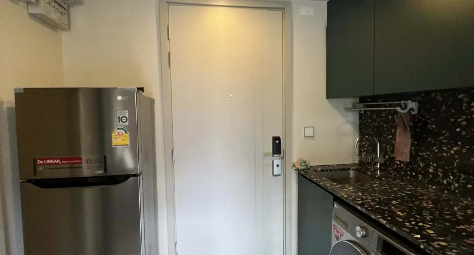 For rent 1 bed condo in Khlong Toei, Bangkok