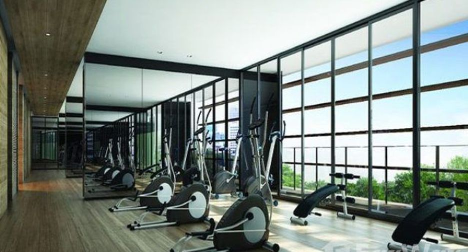 For rent 3 bedrooms condo in Khlong Toei, Bangkok