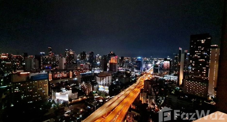 For rent 1 bed condo in Pathum Wan, Bangkok