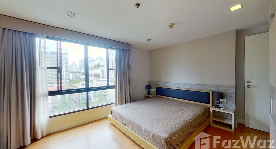 For rent 2 bedrooms condo in Watthana, Bangkok