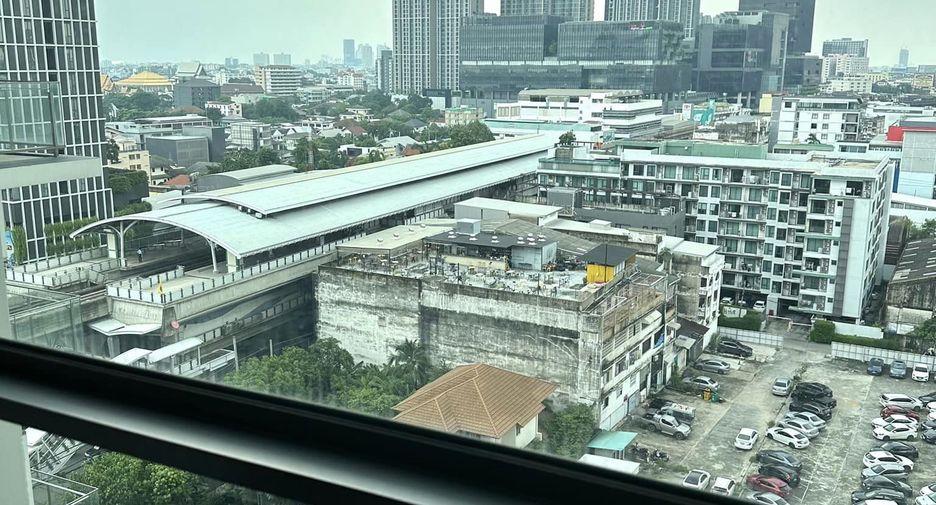 For rent 1 bed condo in Phra Khanong, Bangkok