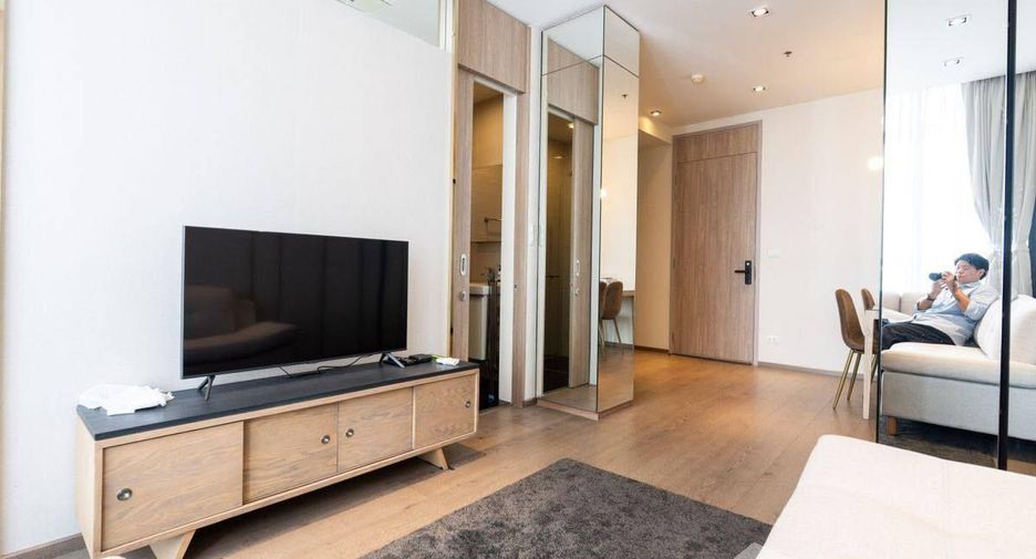 For rent 1 bed condo in Khlong Toei, Bangkok