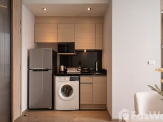 Wohnung zur Miete mit Studio in Khlong Toei, Bangkok