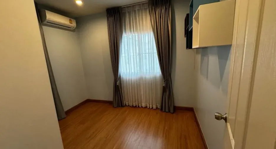 For rent 3 bedrooms house in Suan Luang, Bangkok