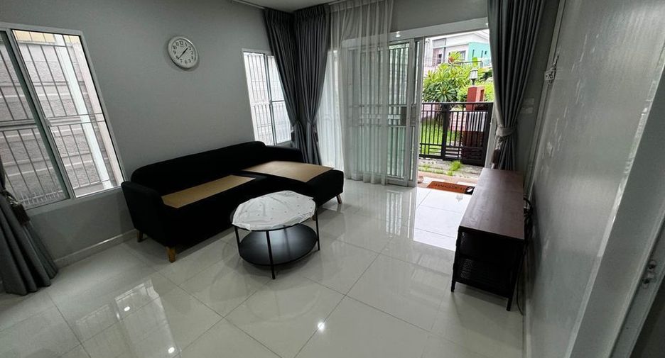For rent 3 bedrooms house in Suan Luang, Bangkok