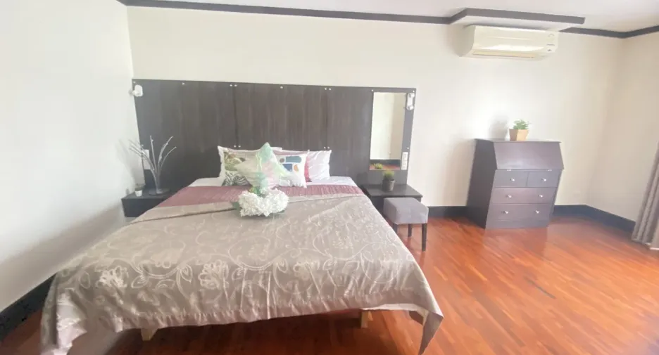 For rent 1 bed apartment in Watthana, Bangkok