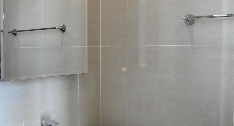 For rent studio condo in Khlong Toei, Bangkok